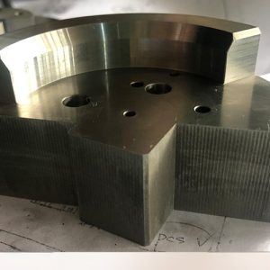 Cắt dây khuôn uốn biên dạng