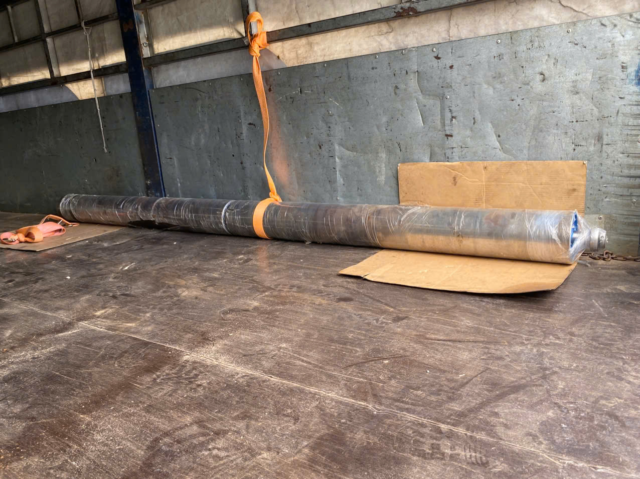 Trục lô băng tải ra giấy