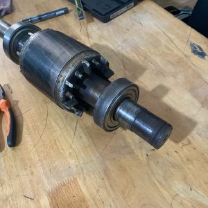 Trục động cơ mòn vị trí lắp vòng bi